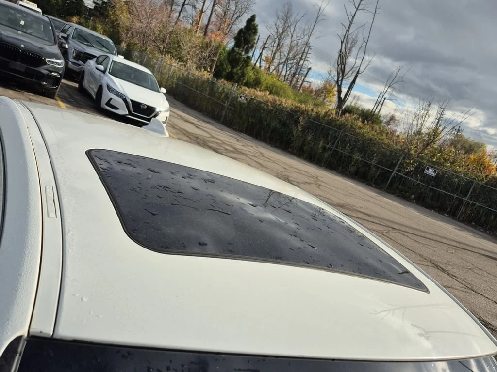 BMW 330 * 330I XDRIVE * CARFAX *    | Mobile.bg   15