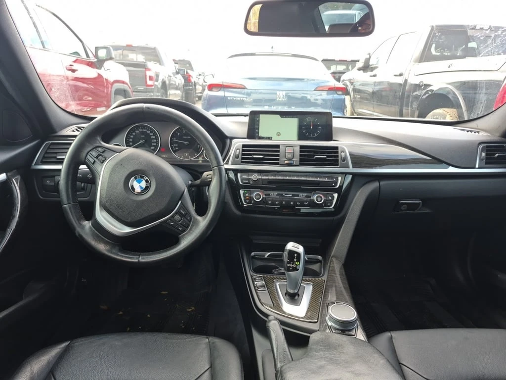 BMW 330 * 330I XDRIVE * CARFAX * БЕЗ ПЪРВОНАЧАЛНА ВНОСКА - изображение 10