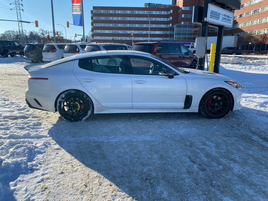 Kia Stinger * GT Limited * CARFAX * ���� �� �� | Mobile.bg � ����������� 3