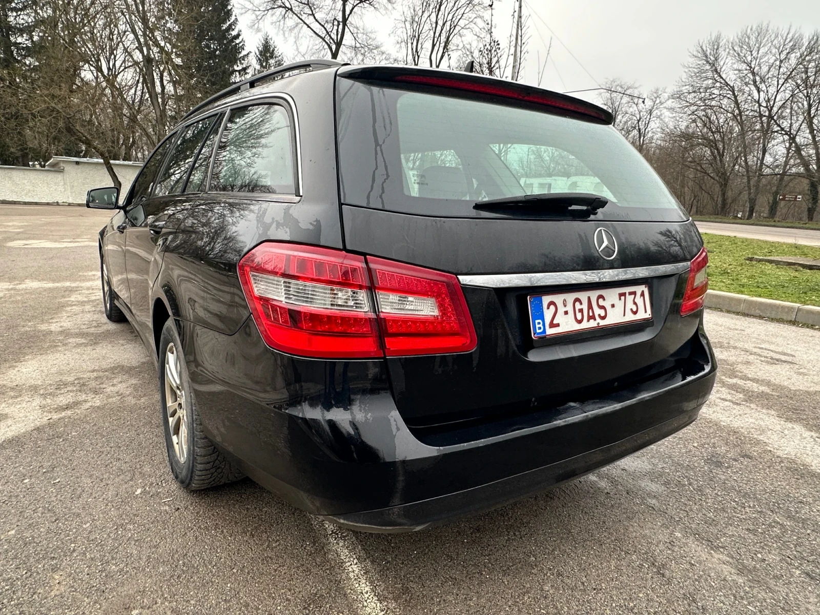 Mercedes-Benz E 220  - изображение 6