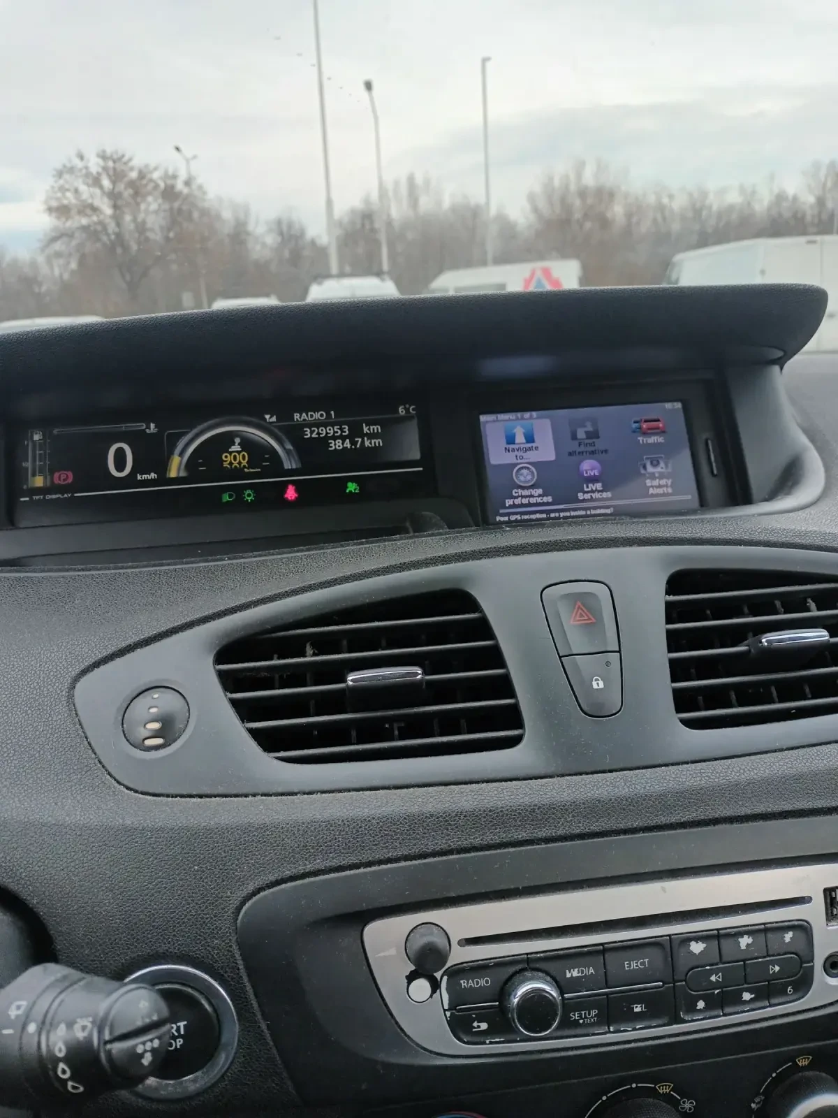 Renault Scenic, снимка 5 - Автомобили и джипове - 53563135