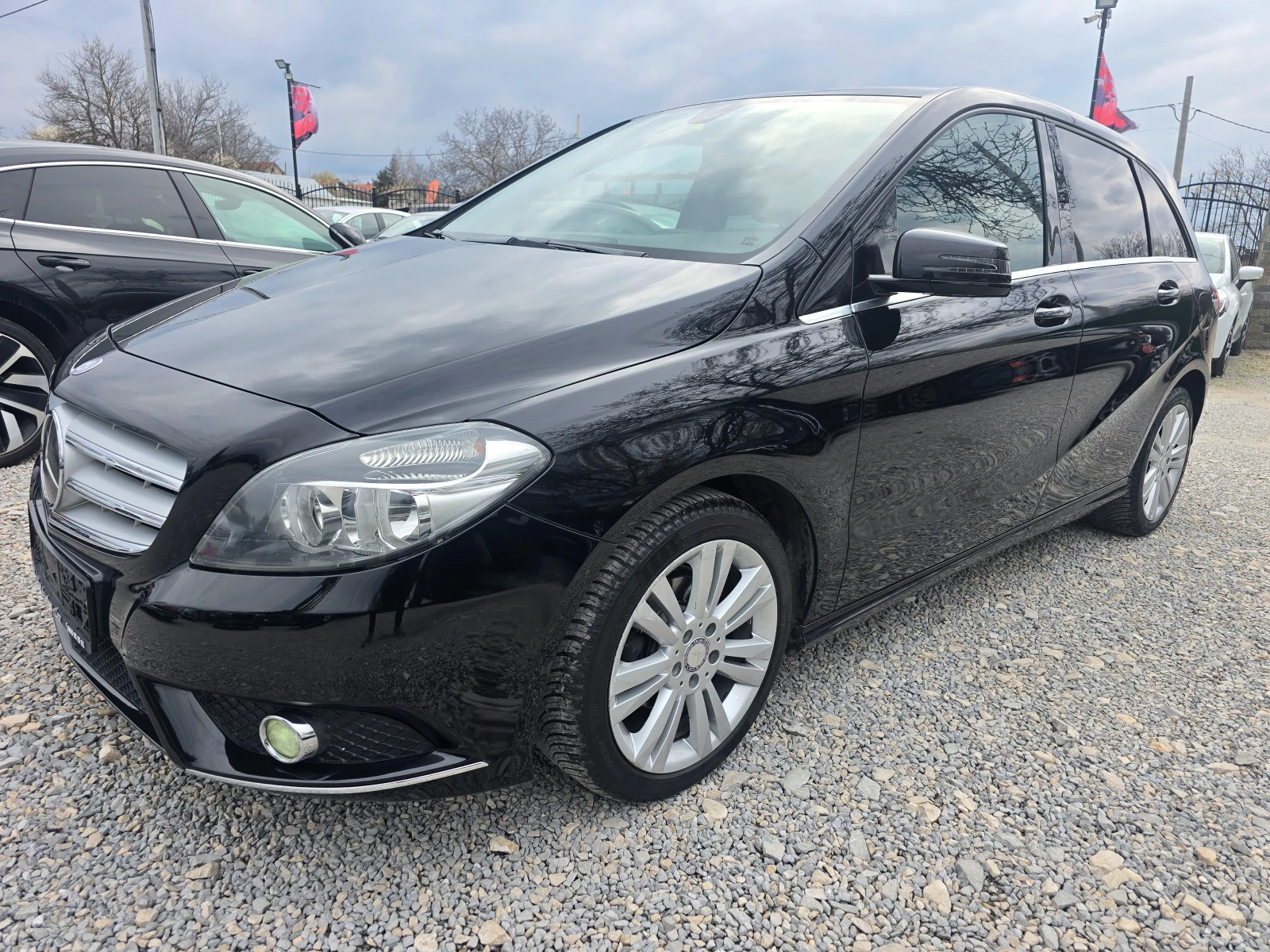 Mercedes-Benz B 200 CDI-FACE-АВТОМАТИК-НАВИГАЦИЯ | Auto.bg — изображение 1