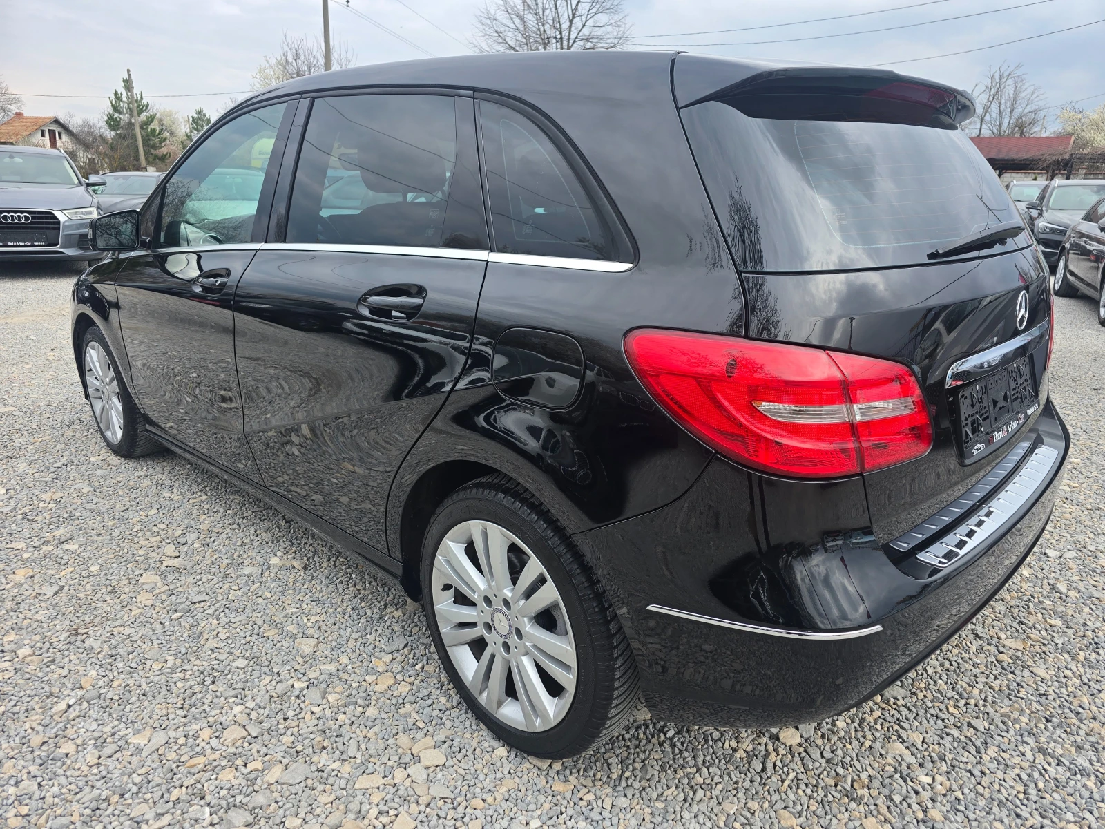 Mercedes-Benz B 200 CDI-FACE-АВТОМАТИК-НАВИГАЦИЯ, снимка 4 - Автомобили и джипове - 54056425