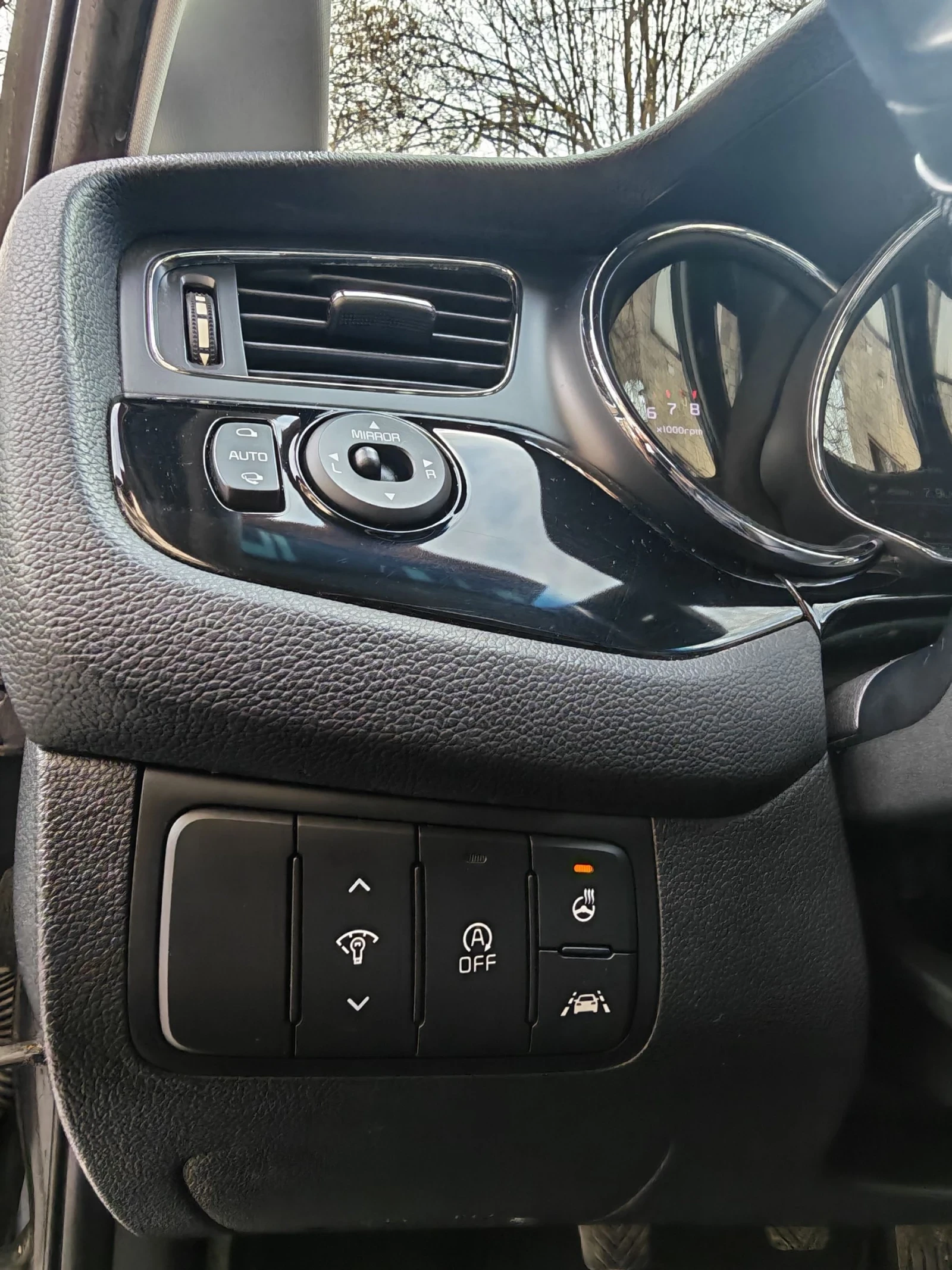 Kia Ceed 1.6 GDI 135 к.с premium , снимка 12 - Автомобили и джипове - 54128772