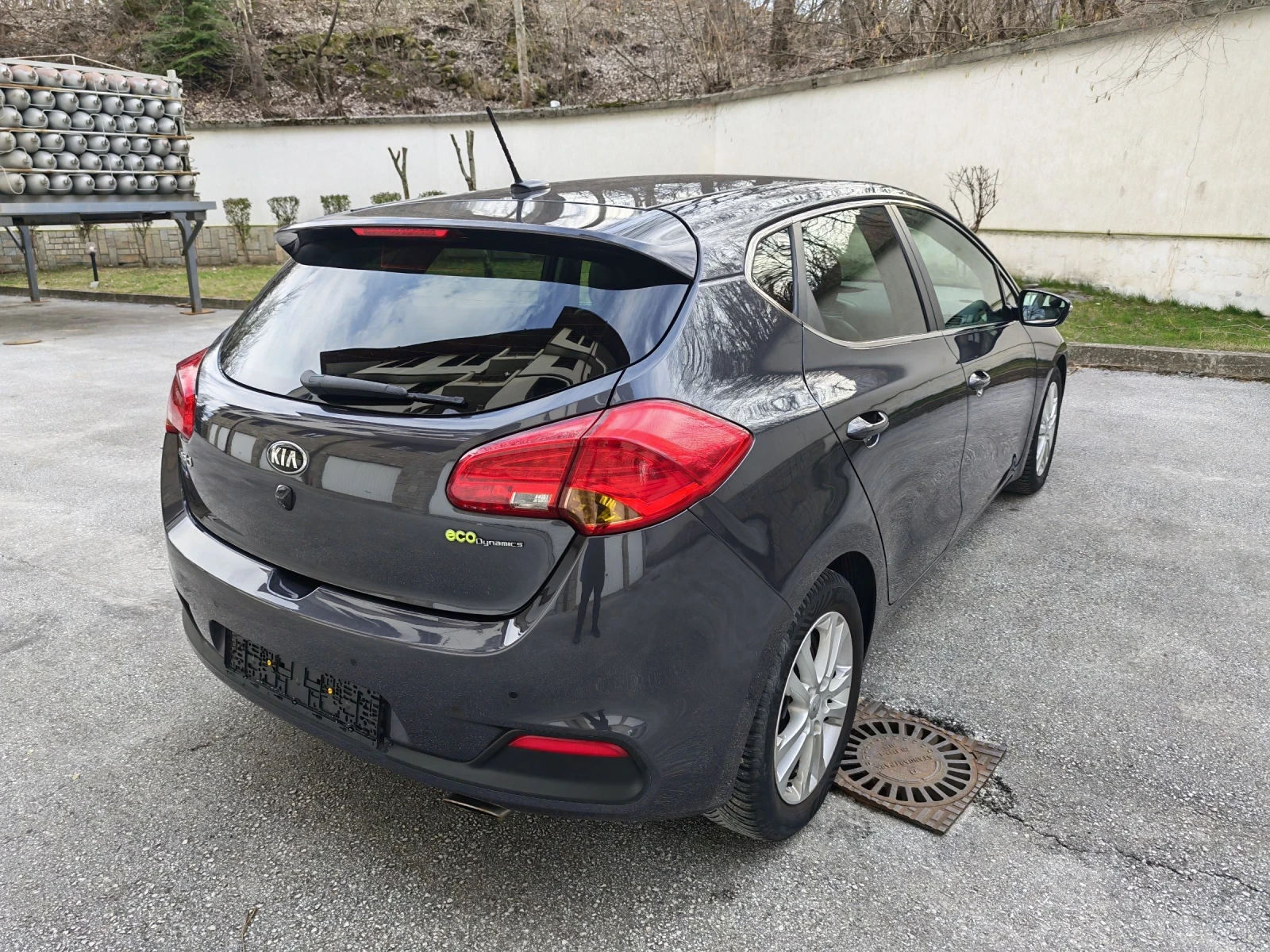 Kia Ceed 1.6 GDI 135 к.с premium , снимка 7 - Автомобили и джипове - 54128772