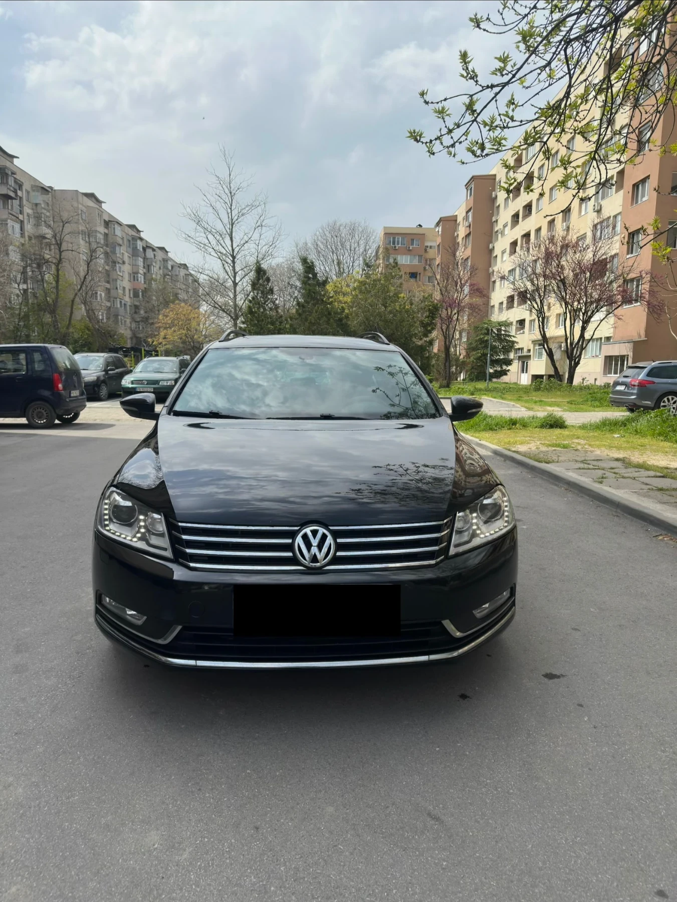 VW Passat 2.0TDI Bi-XENON/Подгреви/Автопилот/Клима, снимка 3 - Автомобили и джипове - 54368925