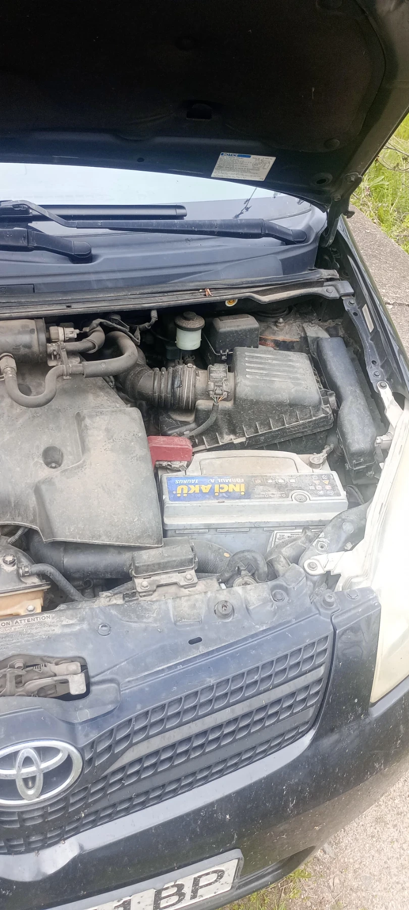 Toyota Corolla verso, снимка 3 - Автомобили и джипове - 54448913