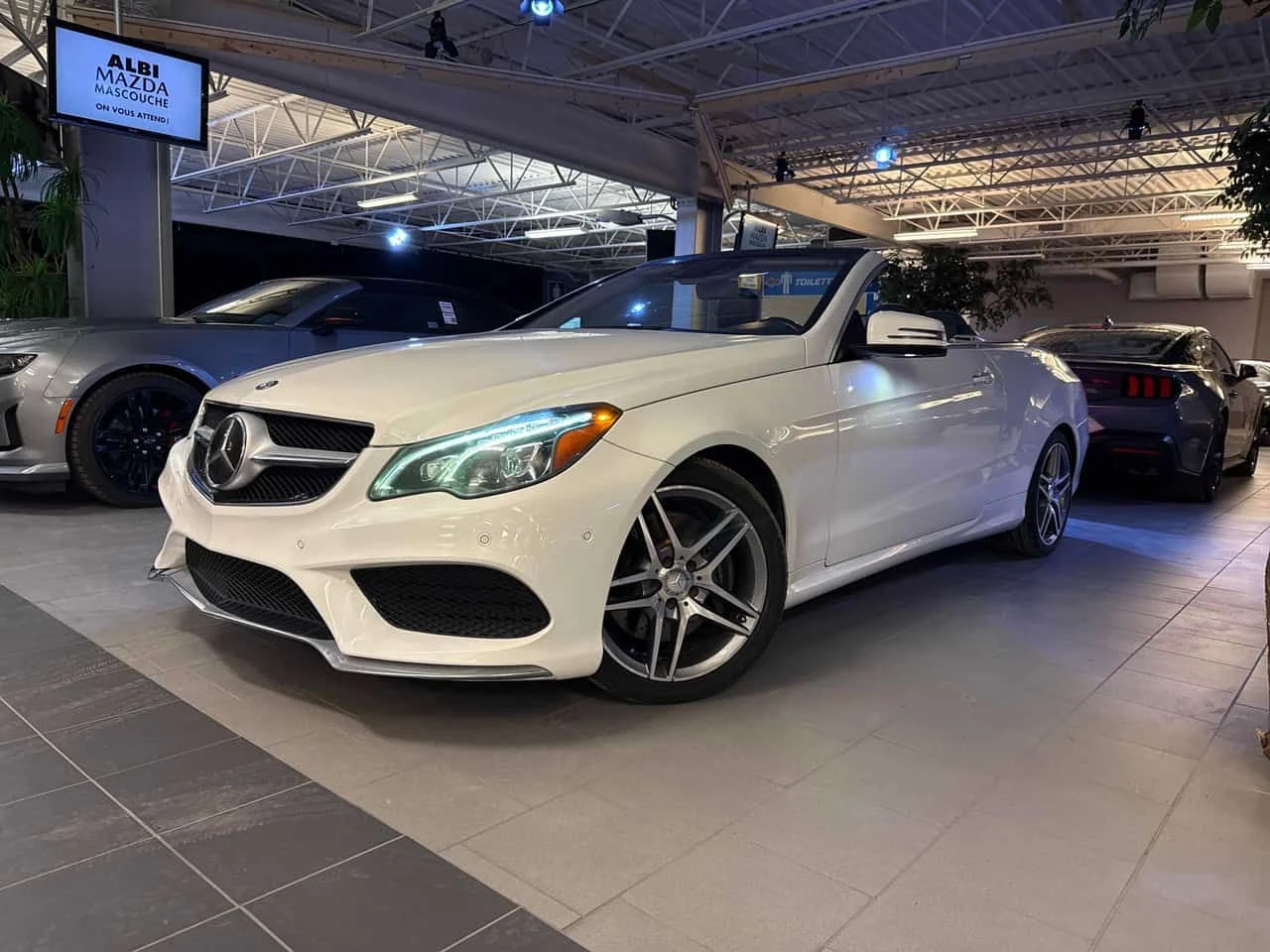 Mercedes-Benz E 400 * CARFAX * ���� �� �� | Mobile.bg � ����������� 1