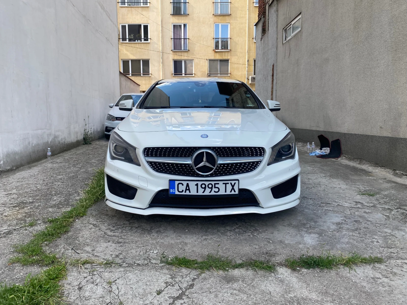 Mercedes-Benz CLA 220 AMG , снимка 14 - Автомобили и джипове - 54722576