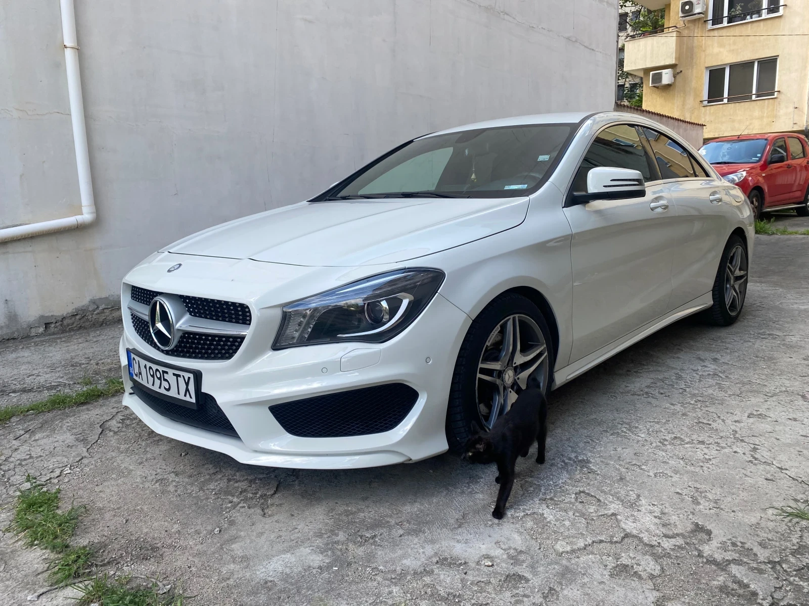 Mercedes-Benz CLA 220 AMG , снимка 17 - Автомобили и джипове - 54722576