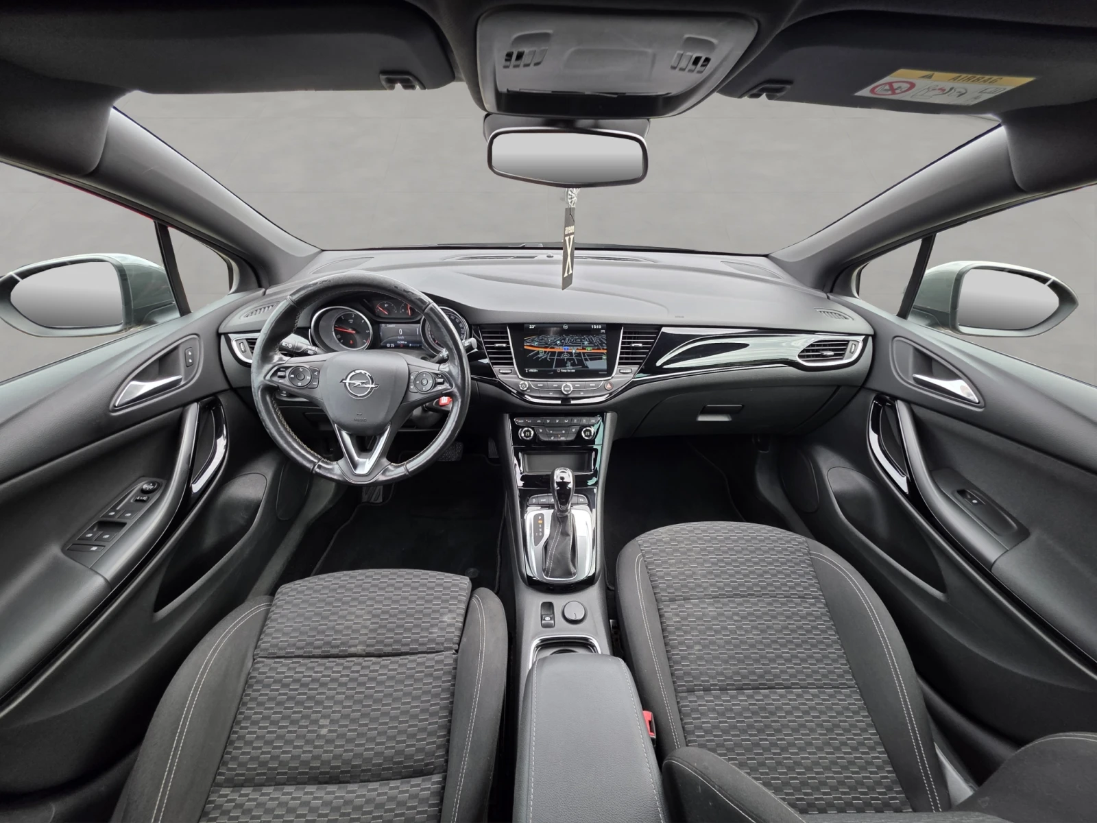 Opel Astra 1.6 CDTI LED NAVI AVTOMATIC 136, снимка 11 - Автомобили и джипове - 54966055
