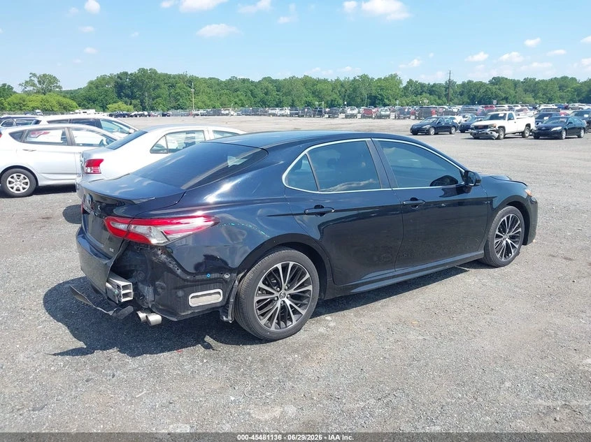 Toyota Camry 2.5l Se, снимка 4 - Автомобили и джипове - 55381122