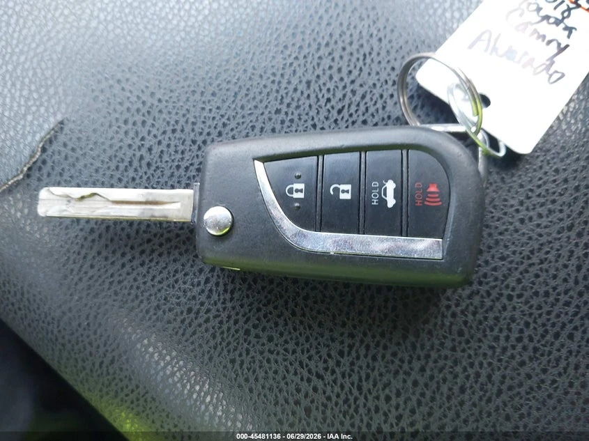 Toyota Camry 2.5l Se, снимка 11 - Автомобили и джипове - 55381122