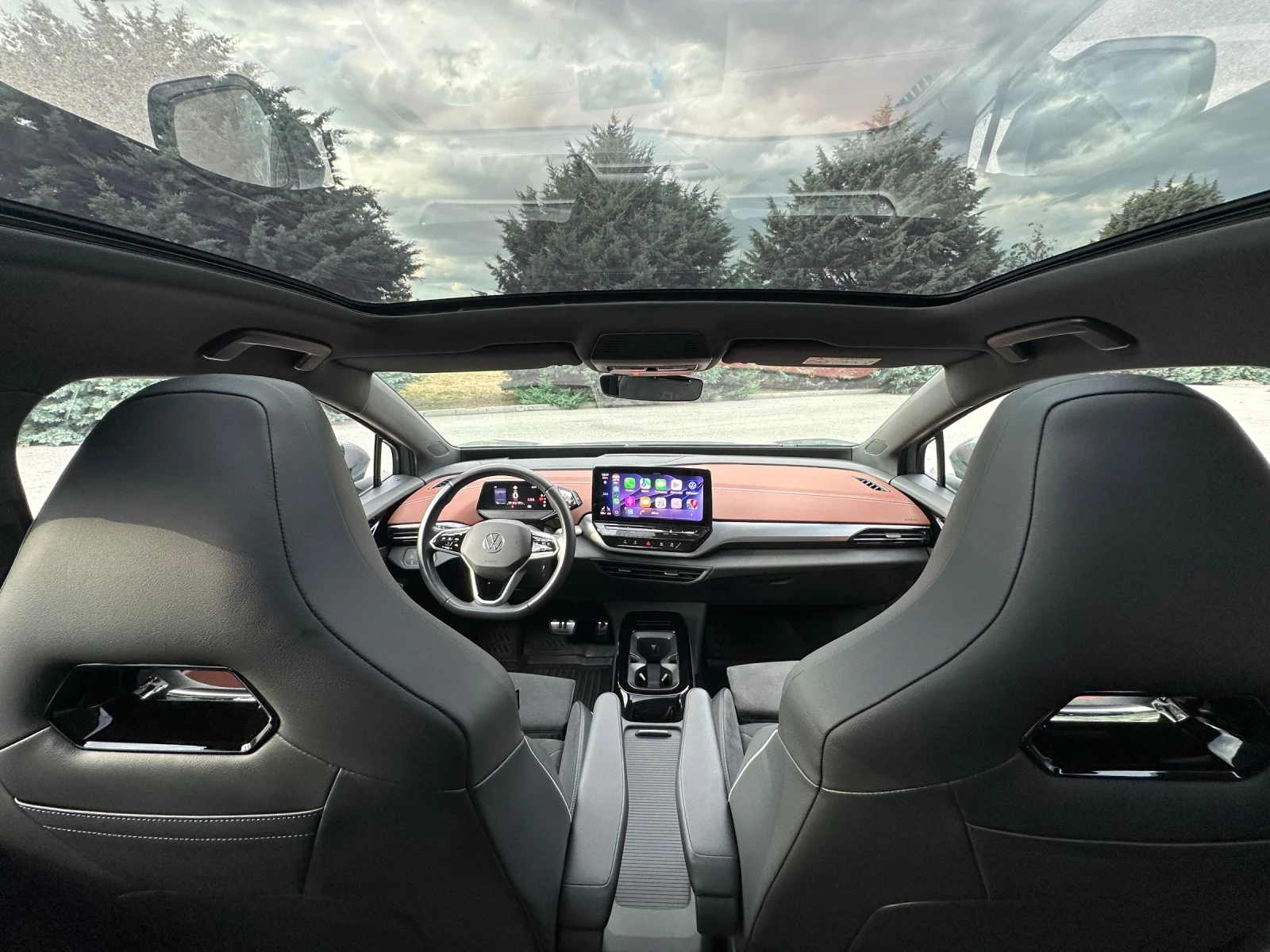 VW ID.5 Full/MATRIX/PANO/HeadUp/360Cam/Keyless/Sport seats, снимка 13 - Автомобили и джипове - 55398125