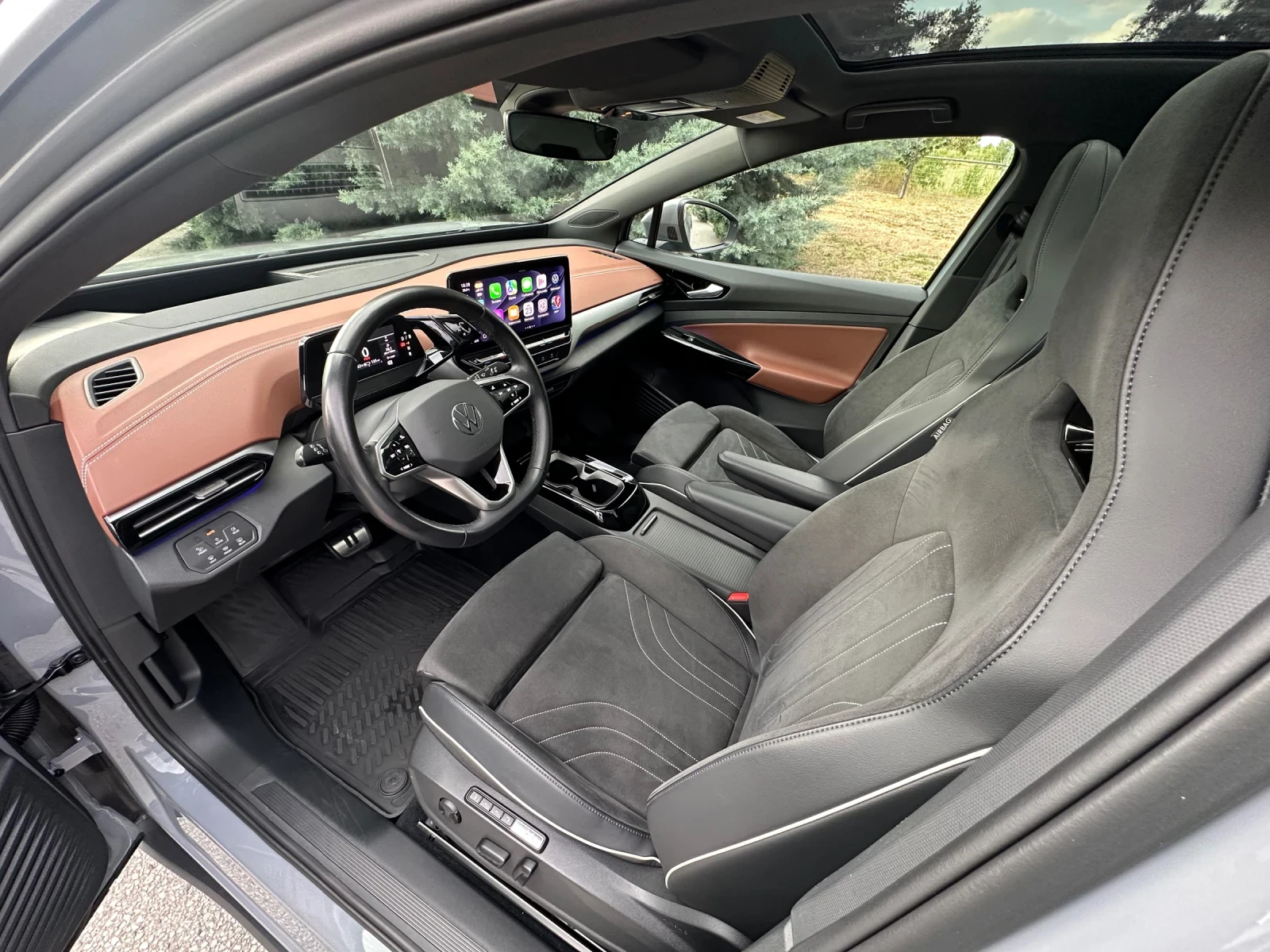 VW ID.5 Full/MATRIX/PANO/HeadUp/360Cam/Keyless/Sport seats, снимка 10 - Автомобили и джипове - 55398125