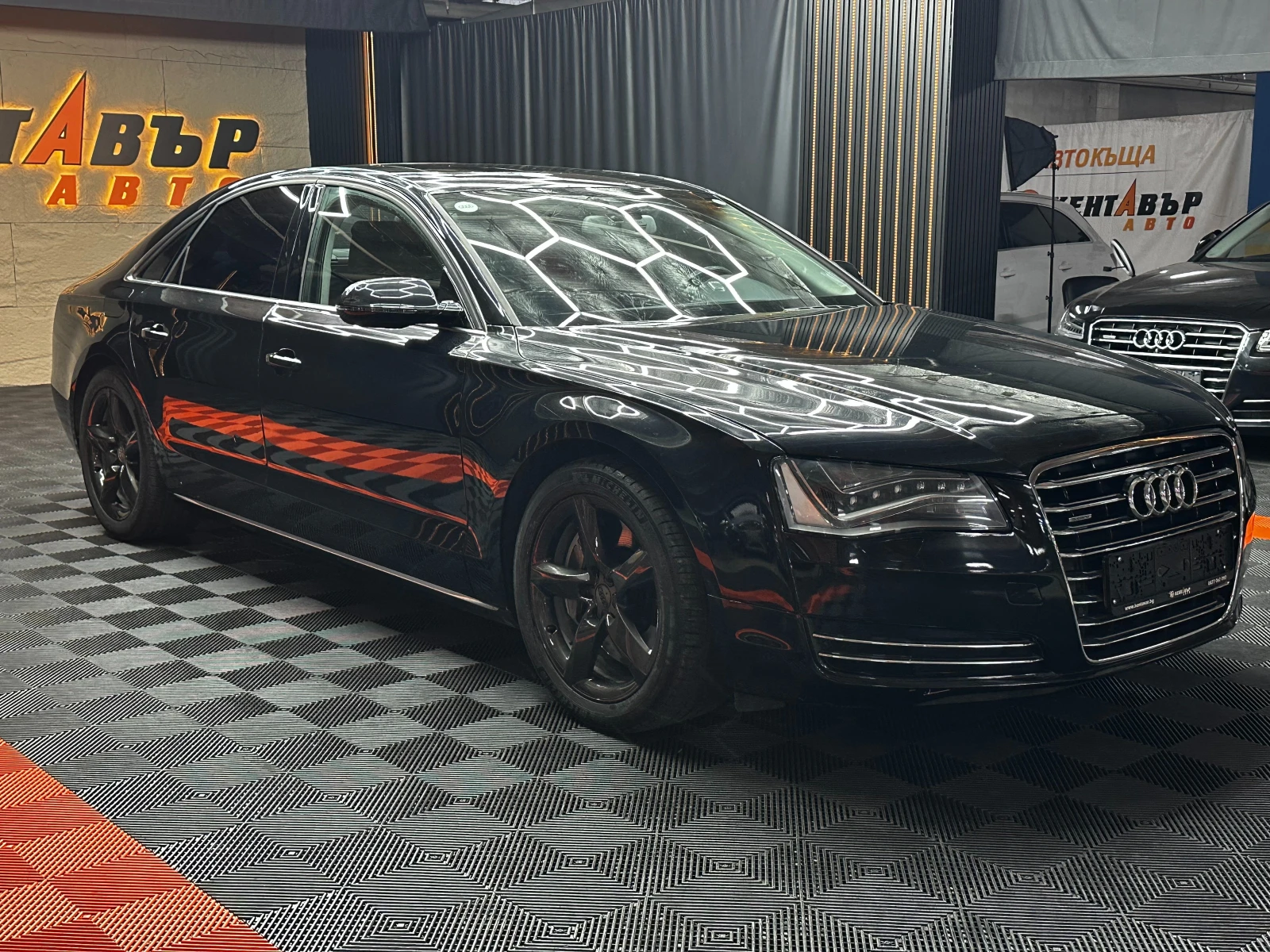 Audi A8 4.2i 371 к.с./от Корея, снимка 8 - Автомобили и джипове - 55587903