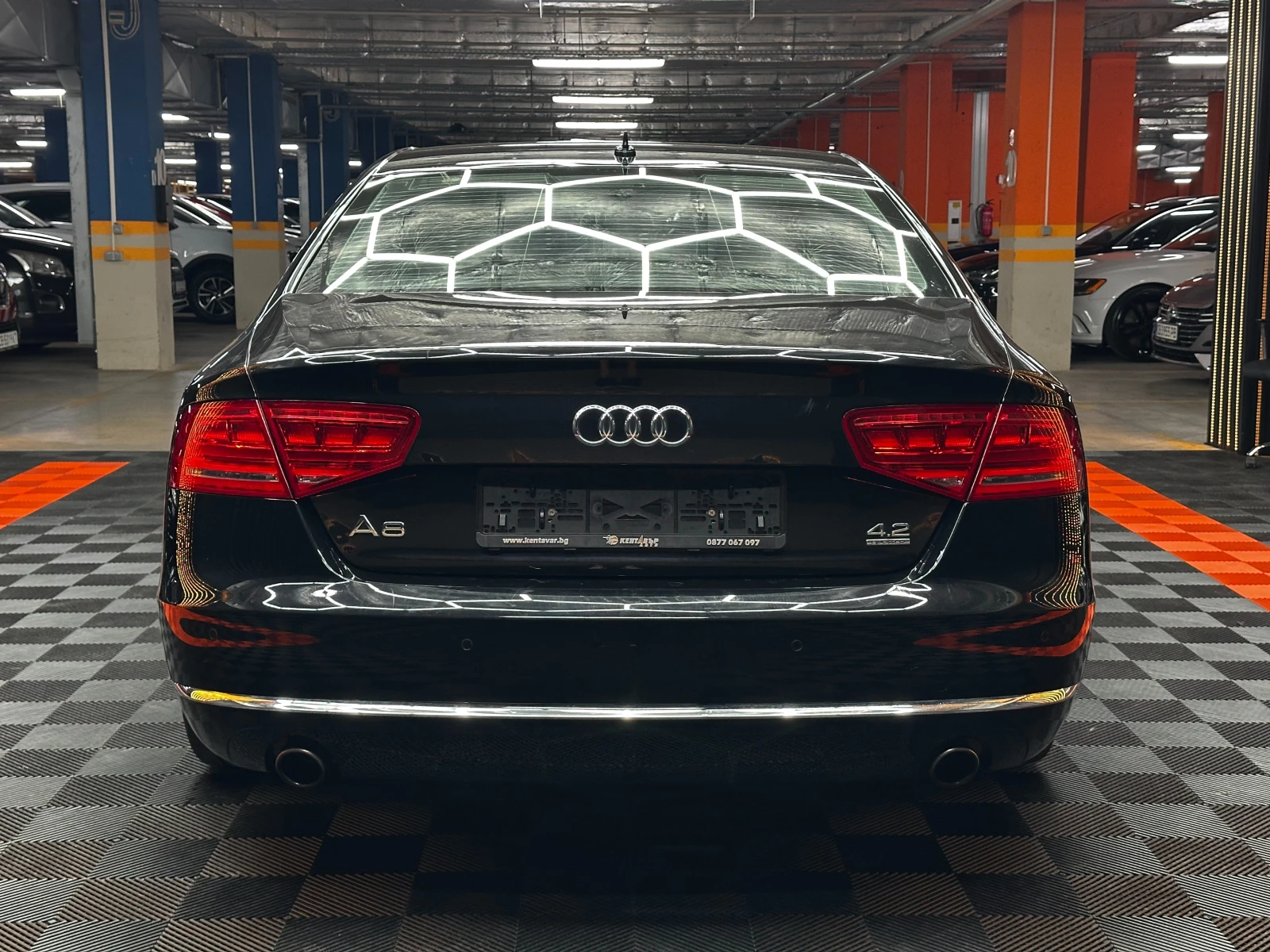 Audi A8 4.2i 371 к.с./от Корея, снимка 5 - Автомобили и джипове - 55587903