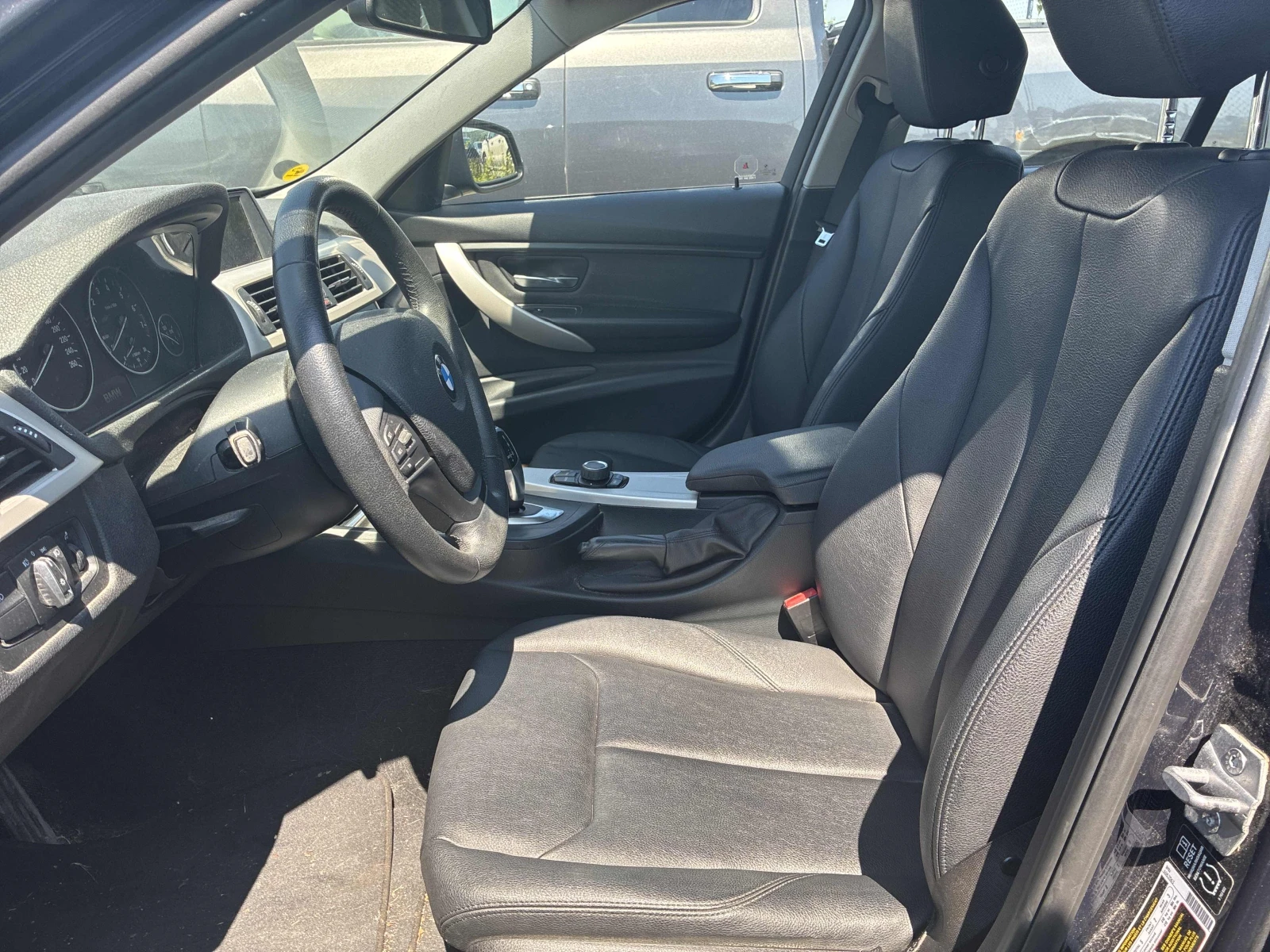 BMW 320, снимка 5 - Автомобили и джипове - 55700273