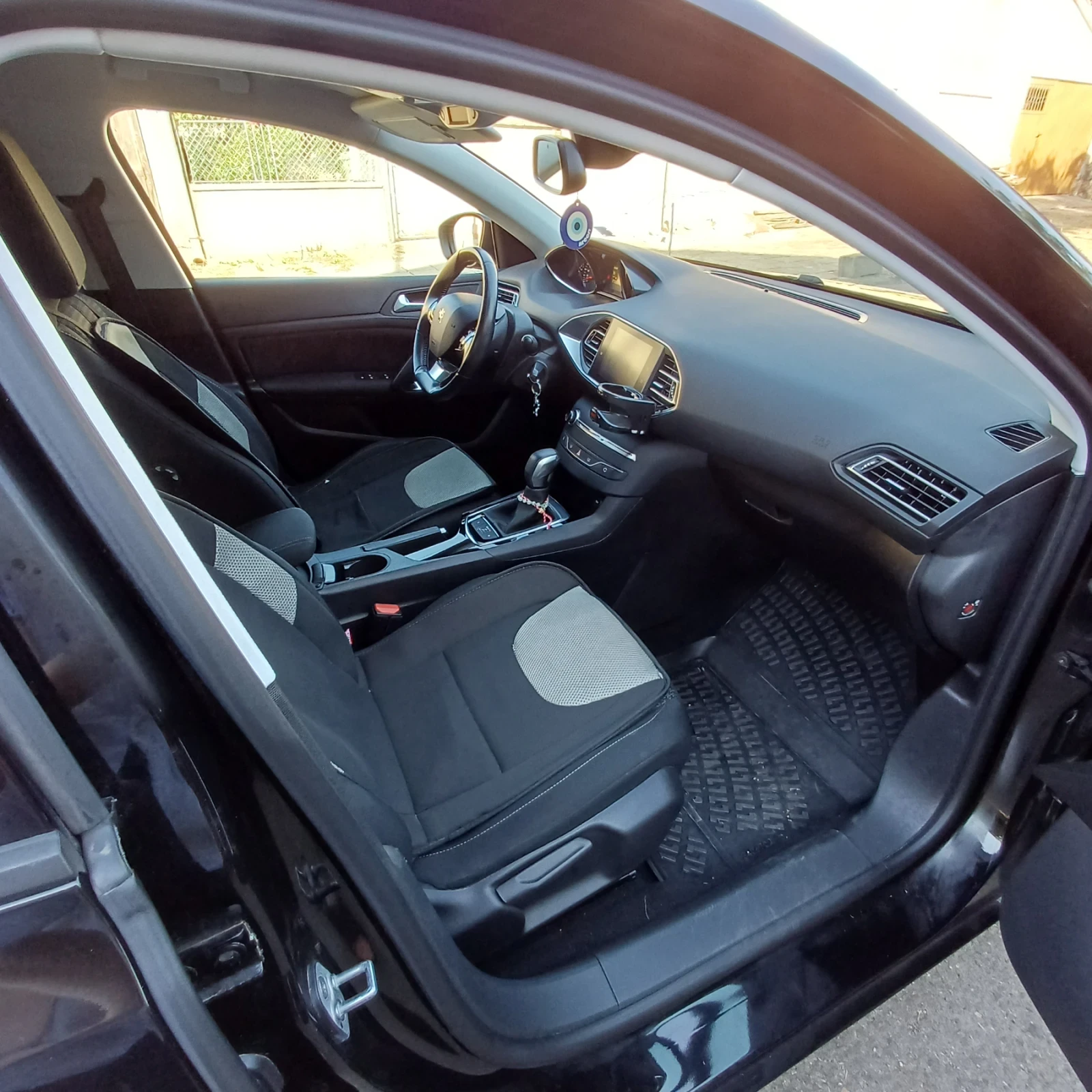 Peugeot 308, снимка 14 - Автомобили и джипове - 55704085