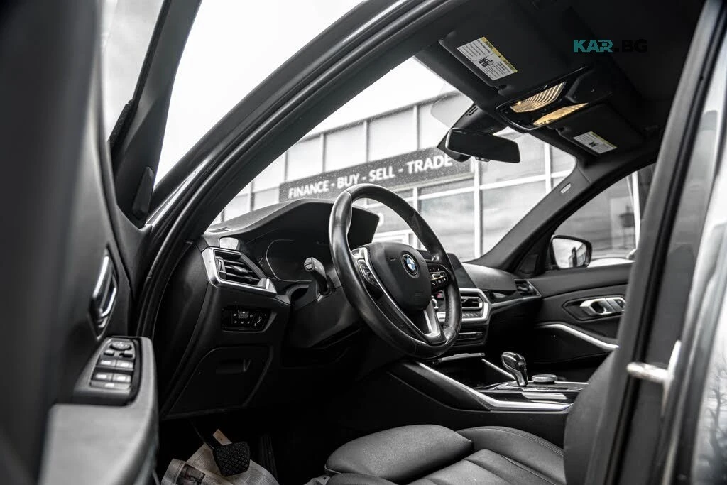 BMW 330 xDrive * АвтоКредит * (ЦЕНА ДО БГ), снимка 6 - Автомобили и джипове - 55973008