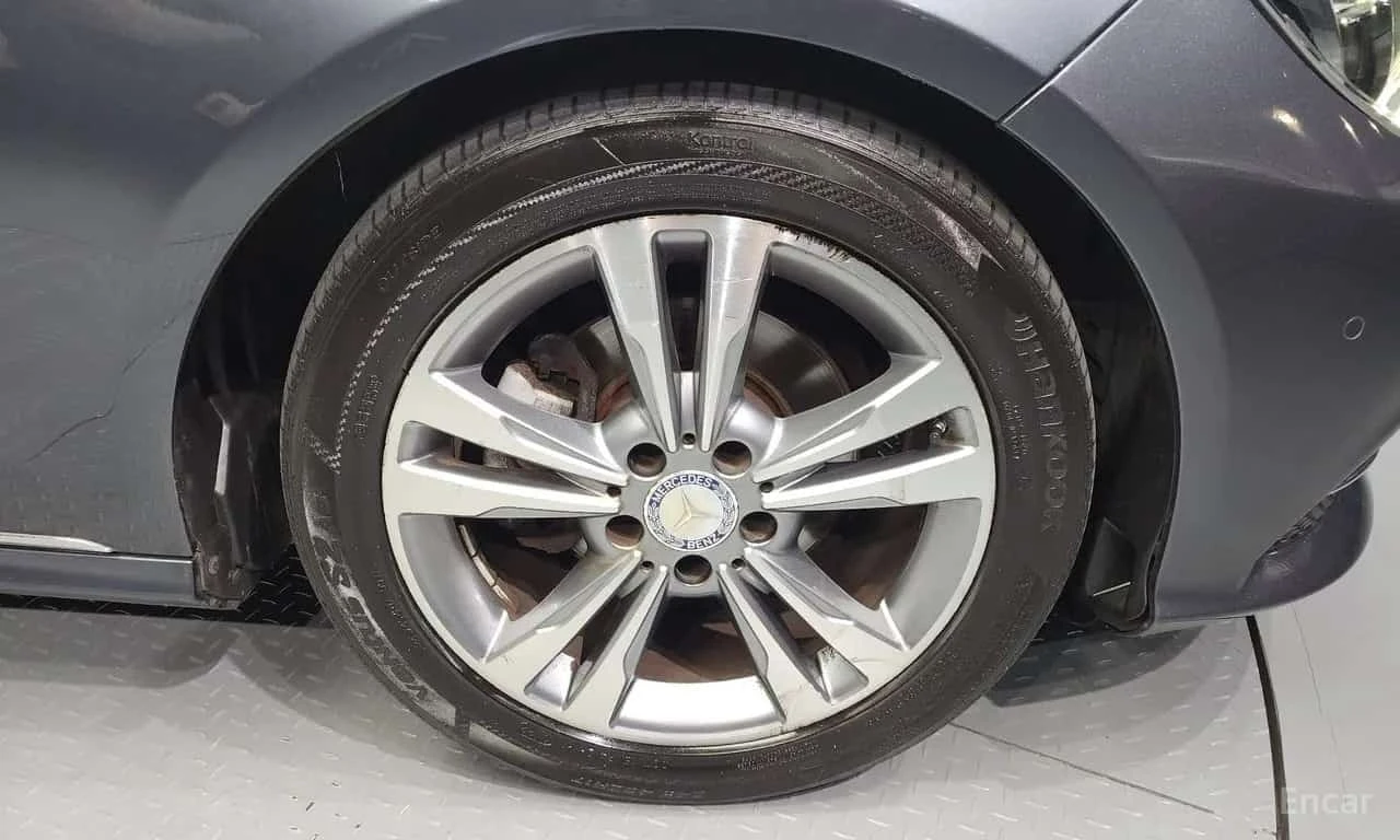 Mercedes-Benz E 220 * E220 Bluetec Avantgarde * , снимка 5 - Автомобили и джипове - 56594315