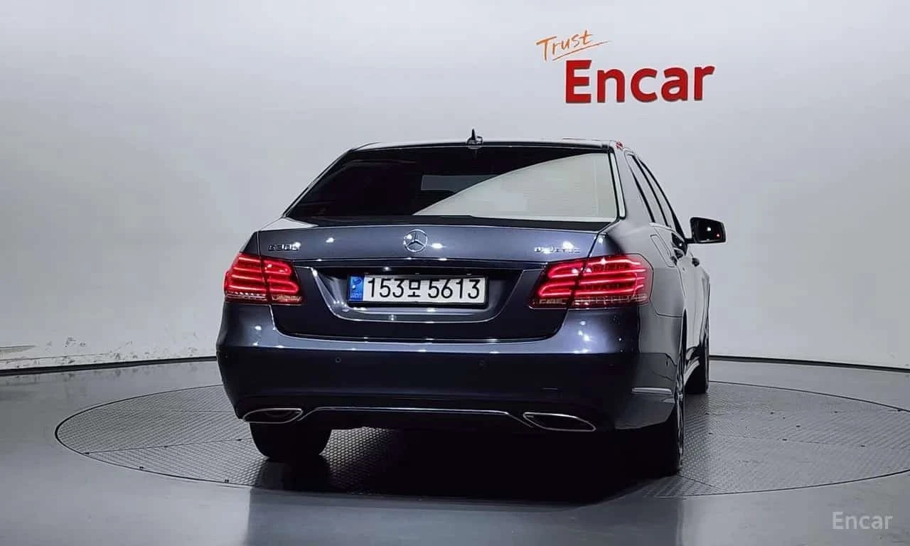 Mercedes-Benz E 220 * E220 Bluetec Avantgarde * , снимка 4 - Автомобили и джипове - 56594315