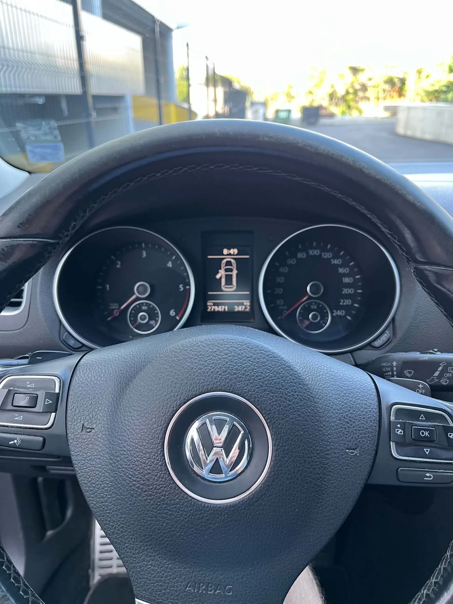 VW Golf 6, снимка 5 - Автомобили и джипове - 56600179