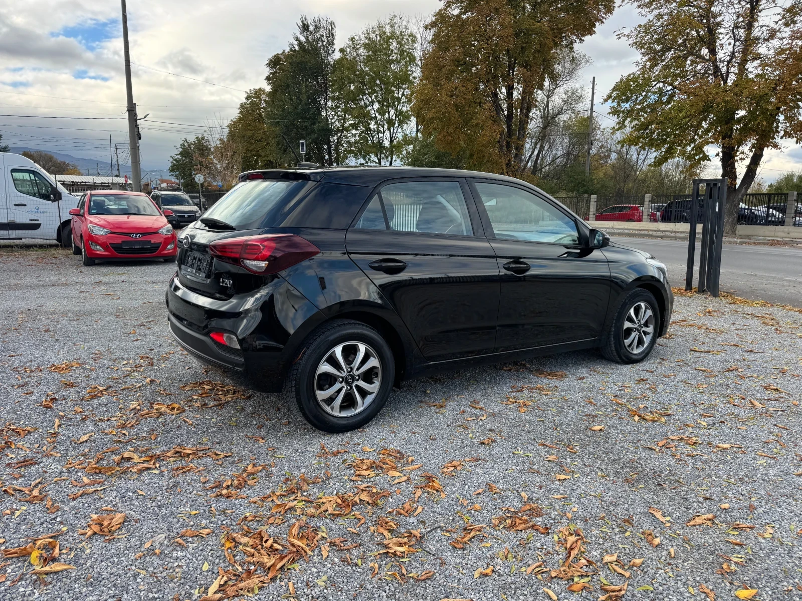 Hyundai I20 1.25i Facelift!! CAMERA!! NAVI !! , снимка 7 - Автомобили и джипове - 56712221