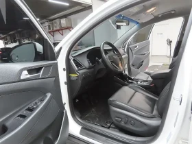 Hyundai Tucson 2.0 - САМО 30% АВАНС, снимка 12