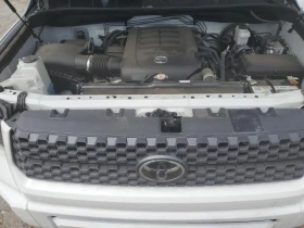 Toyota Tundra CREWMAX SR5 | Mobile.bg    2