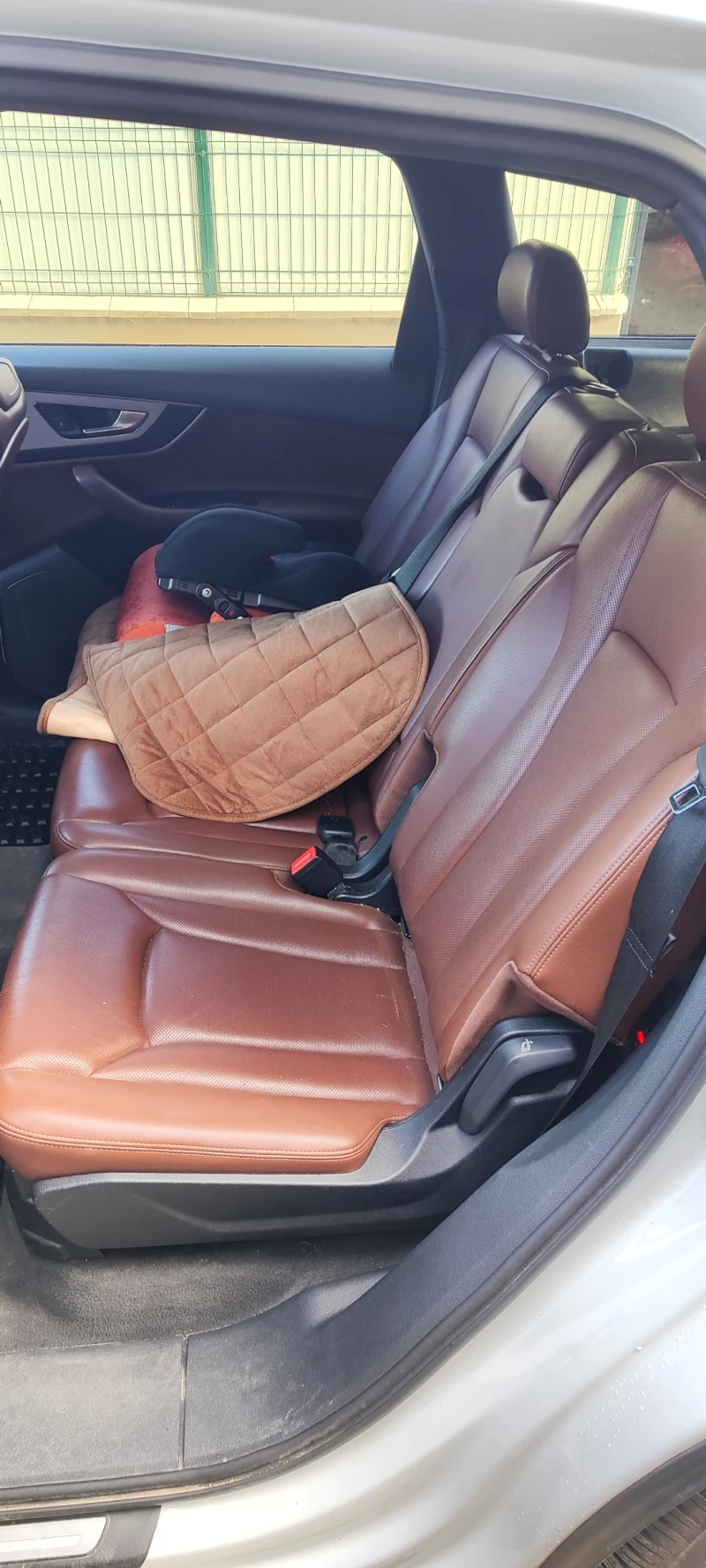 Audi Q7, снимка 11 - Автомобили и джипове - 53140279