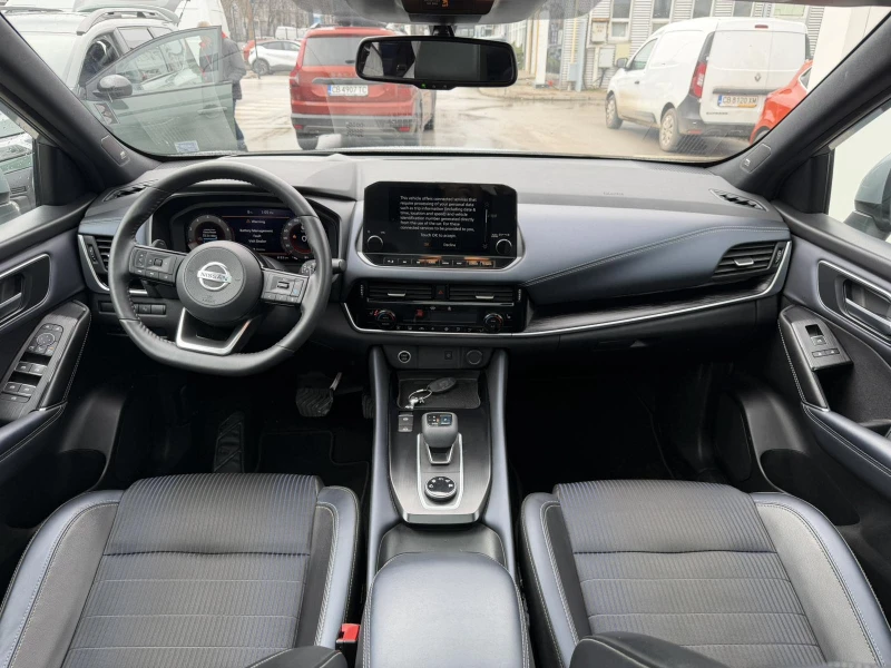 Nissan Qashqai 1.3 Tce, снимка 9 - Автомобили и джипове - 53368926