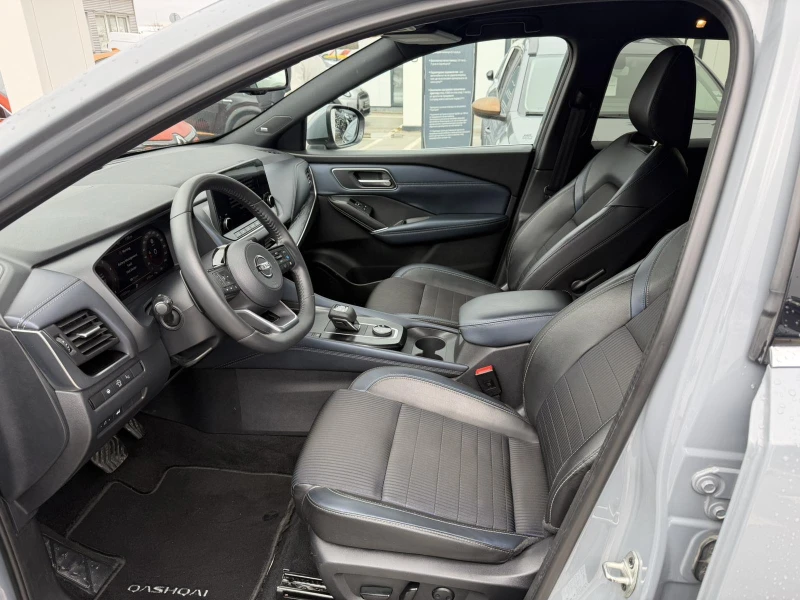 Nissan Qashqai 1.3 Tce, снимка 7 - Автомобили и джипове - 53368926