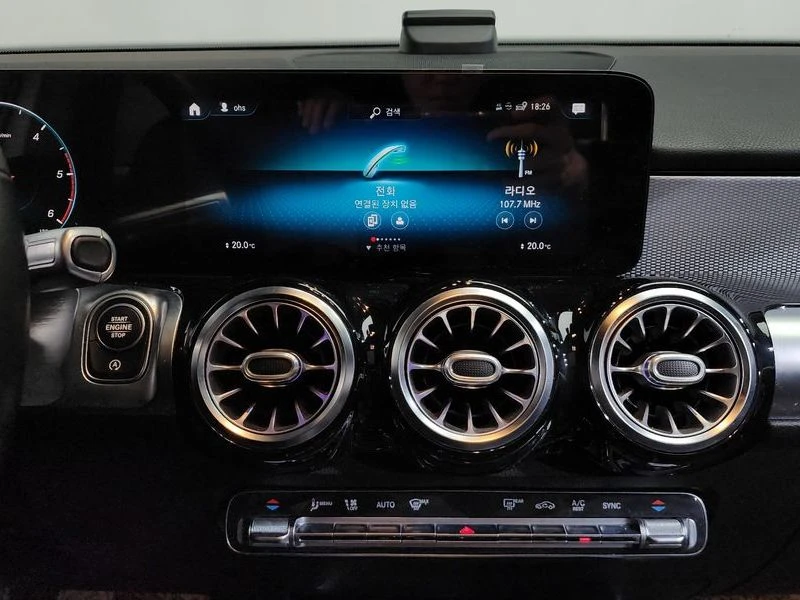 Mercedes-Benz GLB GLB200 d| 150к.с.| ВКЛ.ТЕХНОТЕСТ, снимка 13 - Автомобили и джипове - 55701484