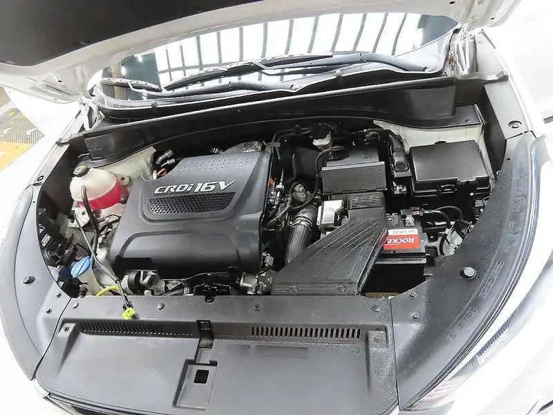 Hyundai Tucson 2.0 - САМО 30% АВАНС, снимка 6 - Автомобили и джипове - 56065931