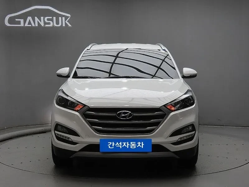Hyundai Tucson 2.0 - САМО 30% АВАНС, снимка 3 - Автомобили и джипове - 56065931
