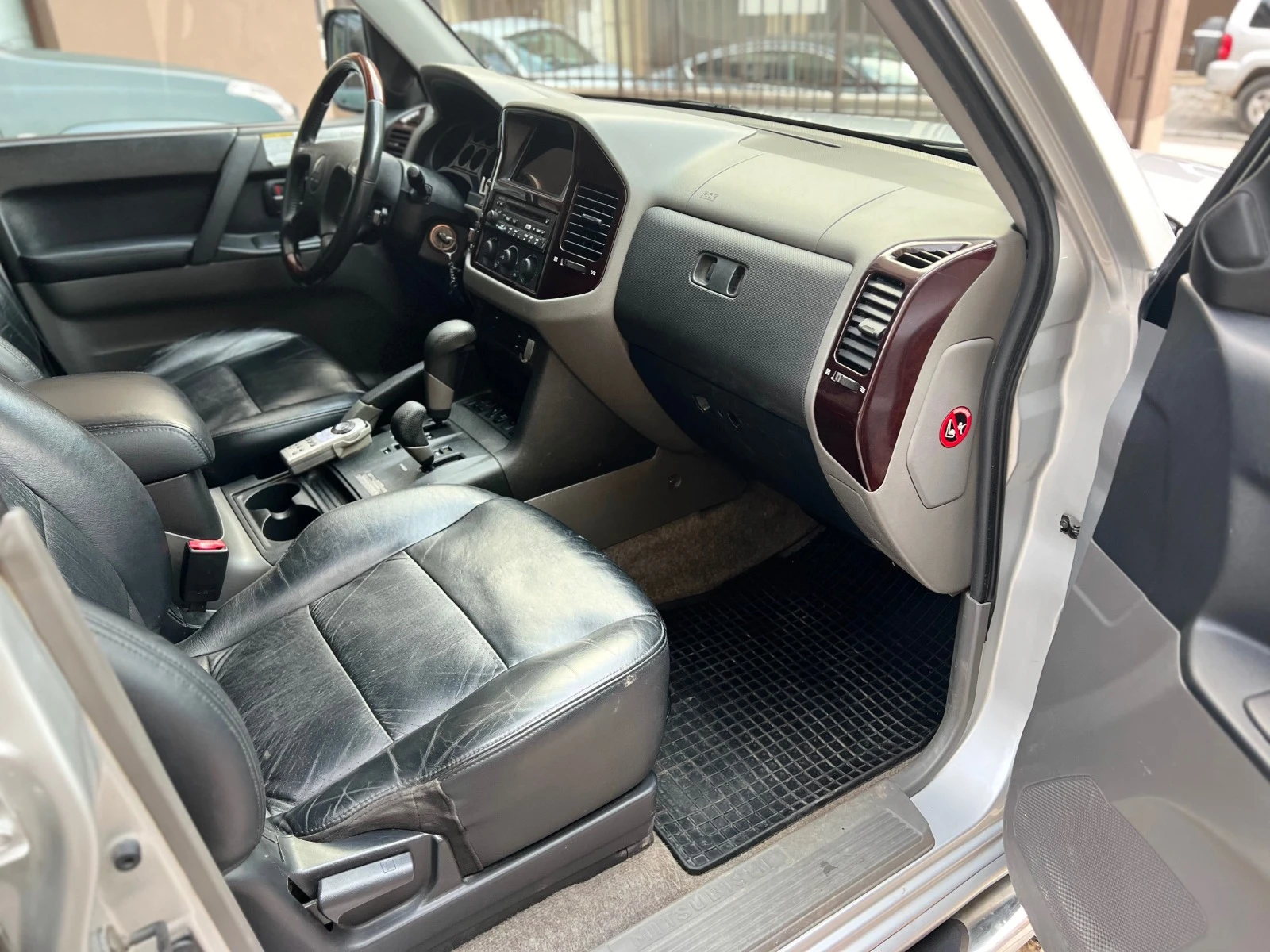 Mitsubishi Pajero 3.2 DID - изображение 8