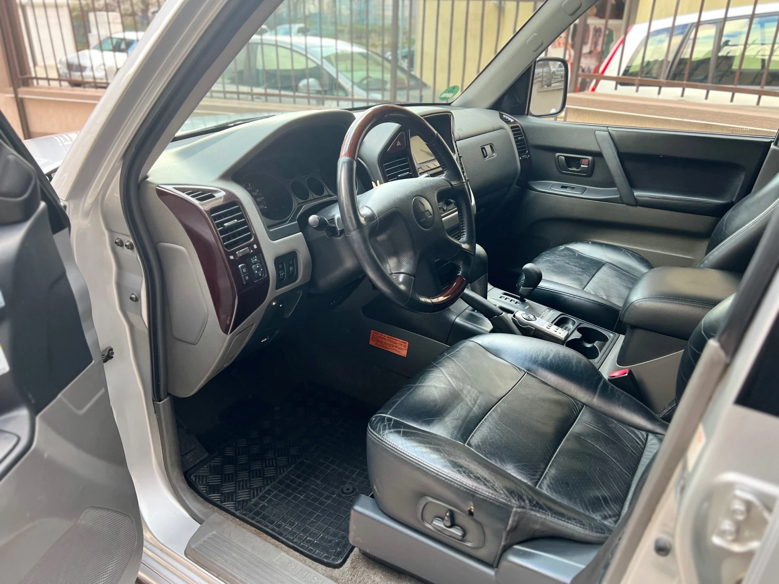 Mitsubishi Pajero 3.2 DID - изображение 7