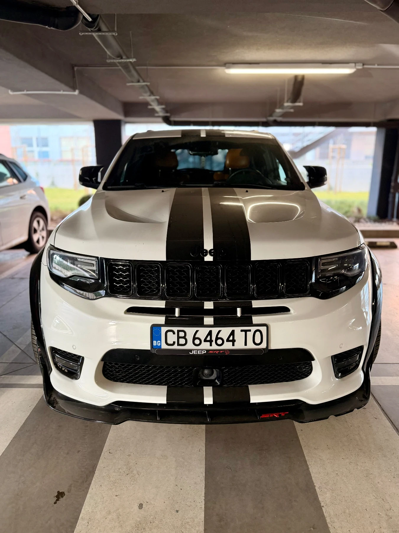 Jeep Grand cherokee SRT 6.4 HEMI  - изображение 9