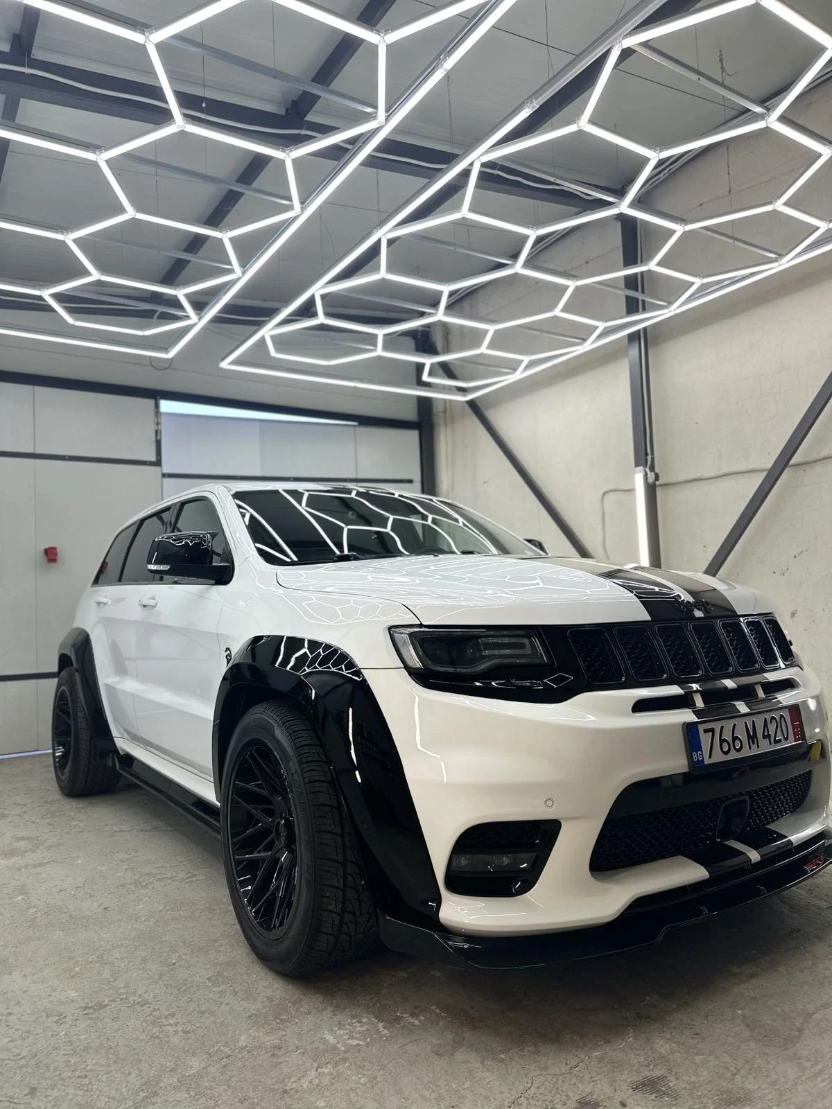 Jeep Grand cherokee SRT 6.4 HEMI  - изображение 4