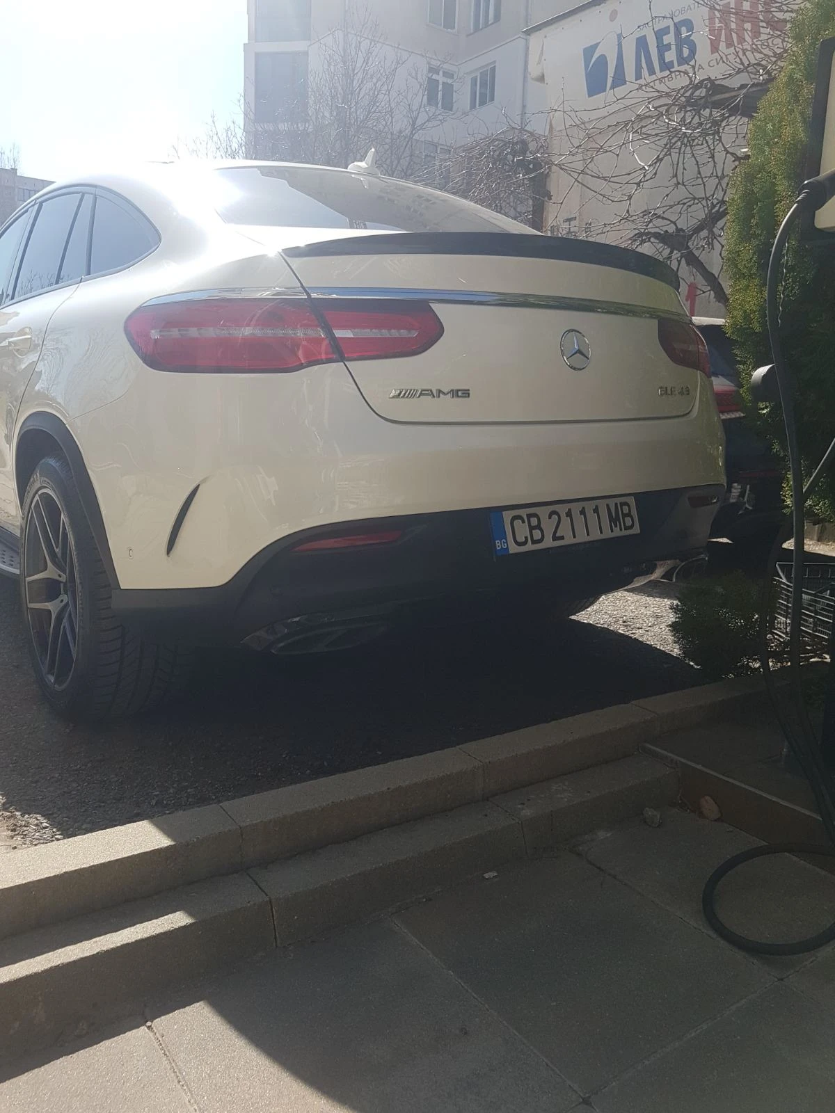 Mercedes-Benz GLE 450 AMG, снимка 3 - Автомобили и джипове - 53812182