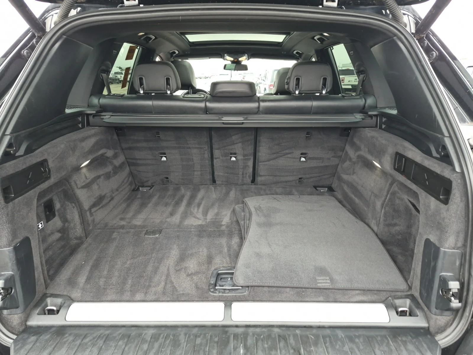 BMW X5 45E HYBRID * M ПАКЕТ * БЕЗ ИНЦИДЕНТ * CARFAX * , снимка 11 - Автомобили и джипове - 54116288