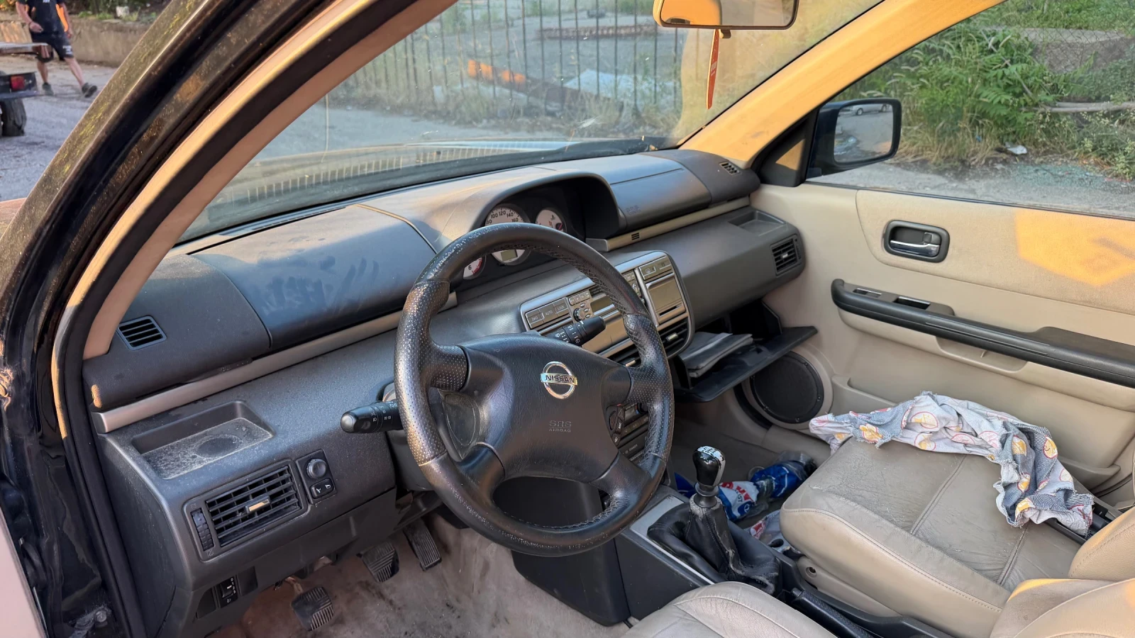 Nissan X-trail 2.2DCI, снимка 5 - Автомобили и джипове - 54800604