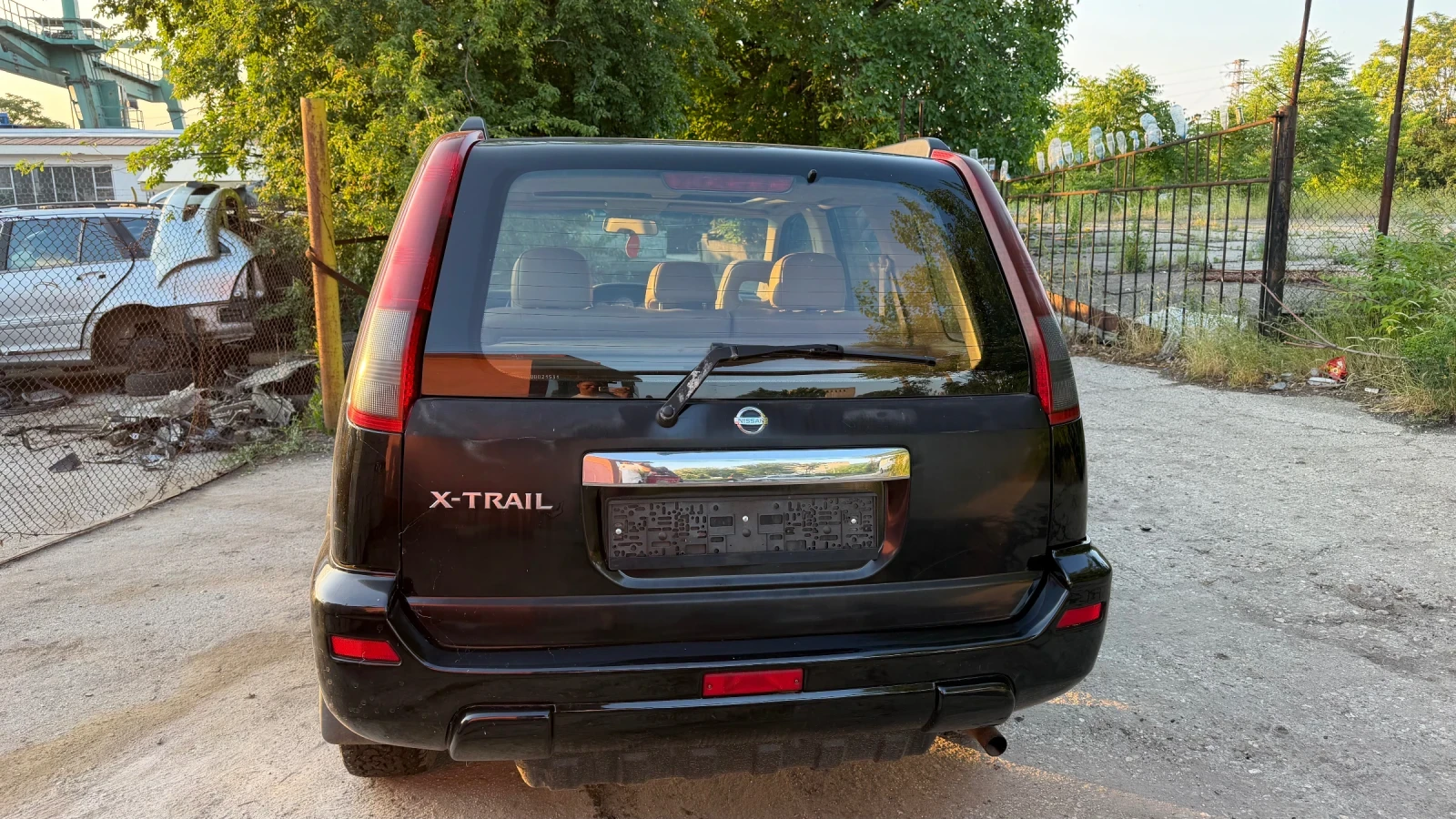 Nissan X-trail 2.2DCI, снимка 3 - Автомобили и джипове - 54800604