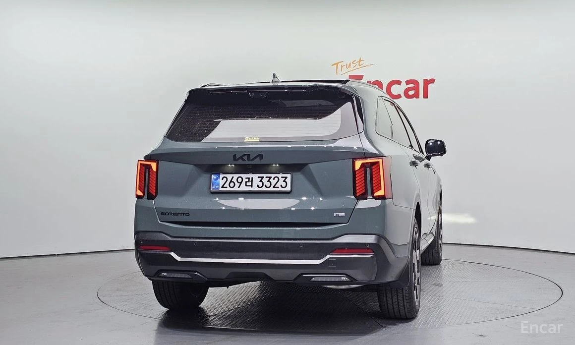 Kia Sorento, снимка 4 - Автомобили и джипове - 54985581