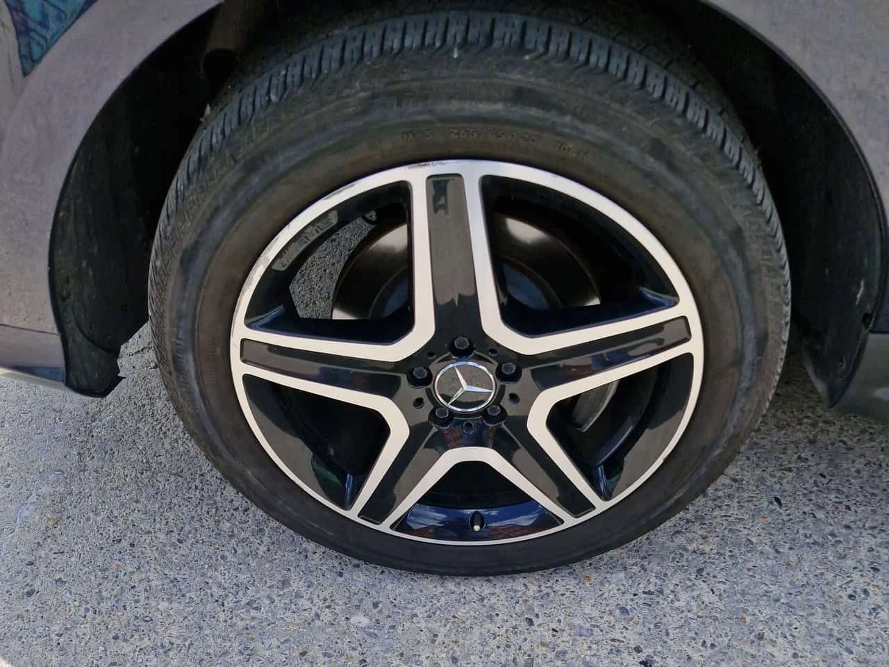 Mercedes-Benz GLE 43 AMG | DISTRONIC | 360 | HARMAN KARDON | , снимка 11 - Автомобили и джипове - 55149803