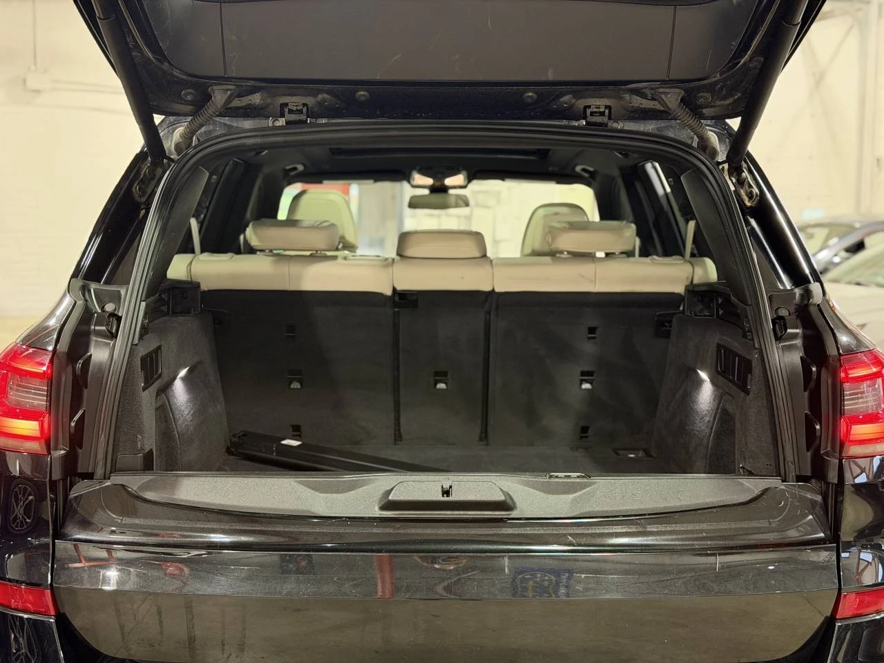 BMW X5 M-PK* LASER* HUD* DIS* HARMAN* PANO* МАСАЖ* ОБДУХ*, снимка 17 - Автомобили и джипове - 55562102