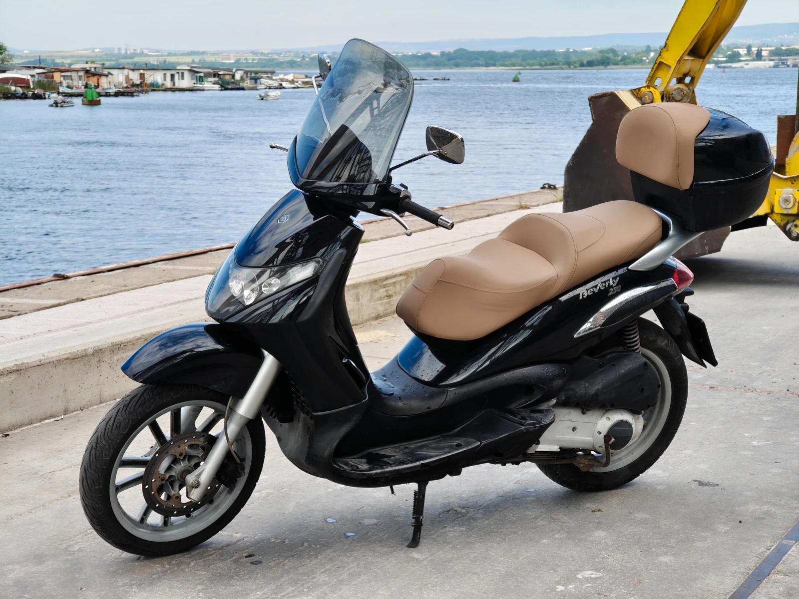 Piaggio Beverly 250, снимка 3 - Мотоциклети и мототехника - 54807662