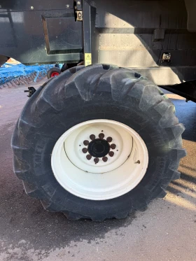 Комбайн New Holland CX840, снимка 4