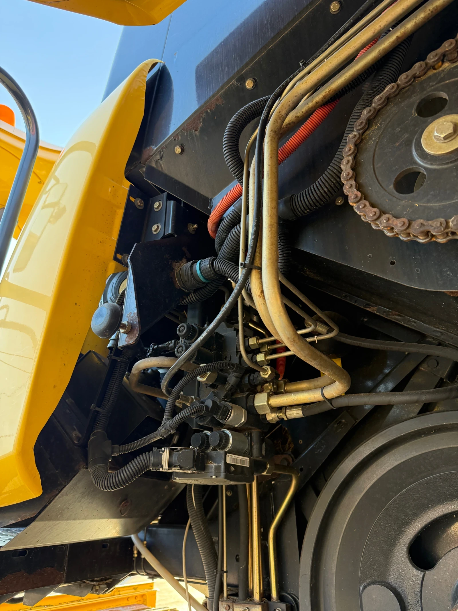 ������� New Holland CX840 | Mobile.bg � ����������� 12